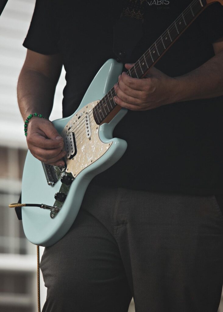 A picture of a performer at Tacoma Porchfest