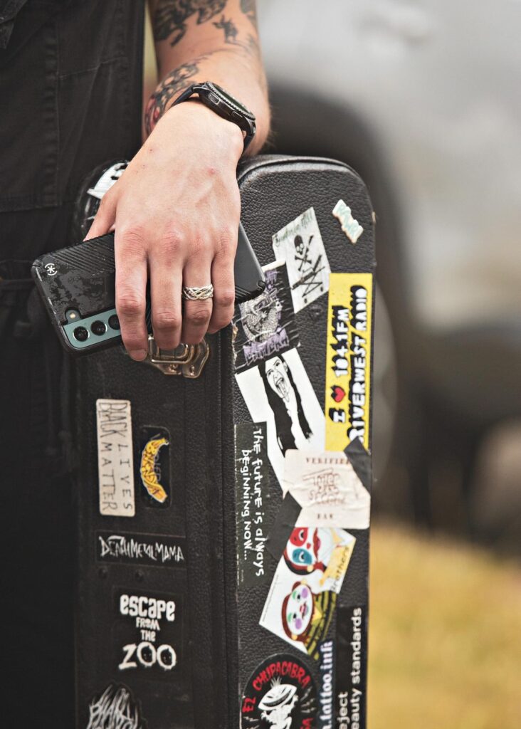 A picture of the crowd at Tacoma Porchfest